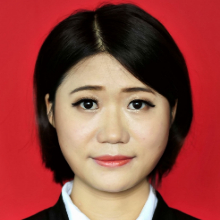 何洁英