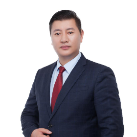 秦世臣